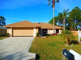 1579 Napanee St NW, Palm Bay, FL 32907