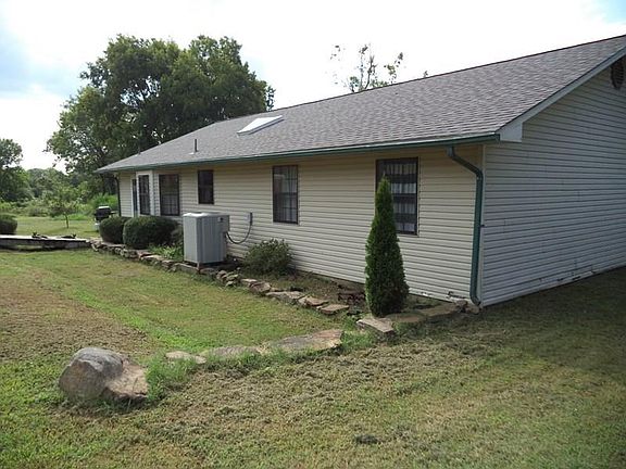 2nd image of 130 County Road 3805
