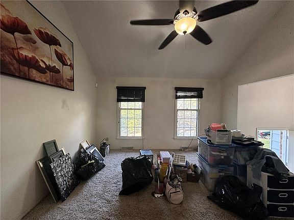 3rd image of 5827 NW Aspen Ln