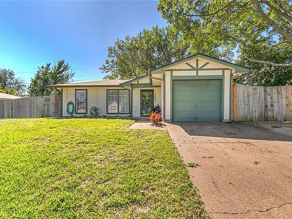 2nd image of 3808 Indian Wells Dr