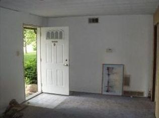 26W338 Burdette Ave, Carol Stream, IL 60188