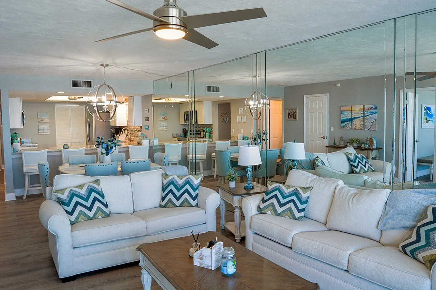 2 bed, 2.0 bath, $2,714 — Photo 2
