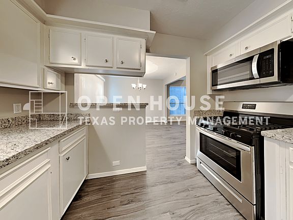 5th image of 2 River Birch Ln