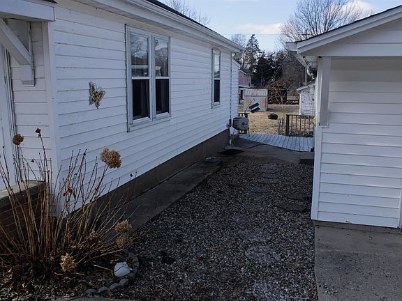 2nd image of 313 S Fulton St