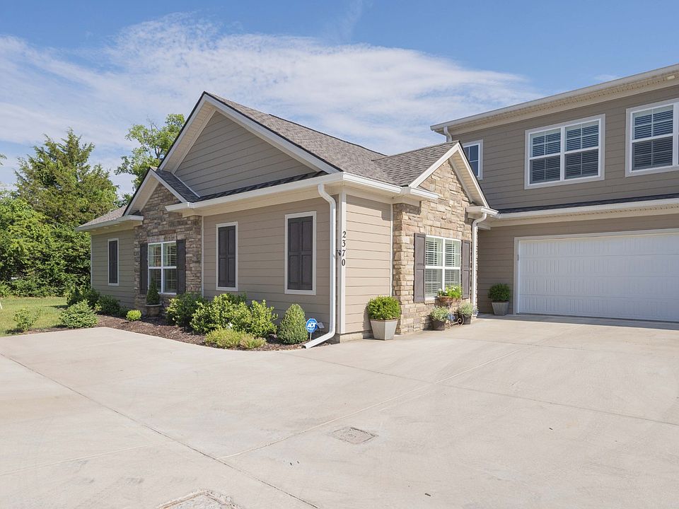 1st image of 2370 Stonecenter Ln