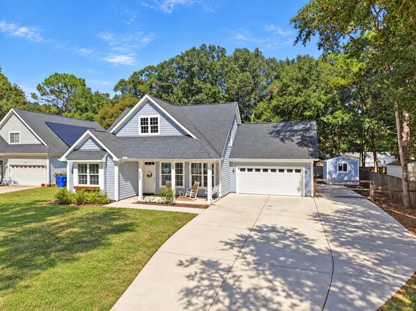 1555 Keswick Dr, Johns Island, SC 29455