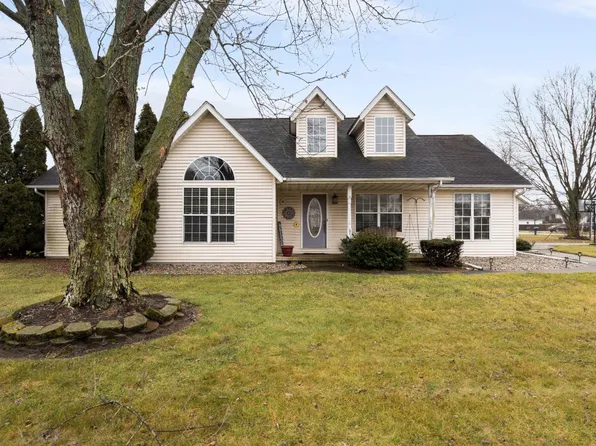 11625 Laurie Dr, Wheatfield, IN 46392