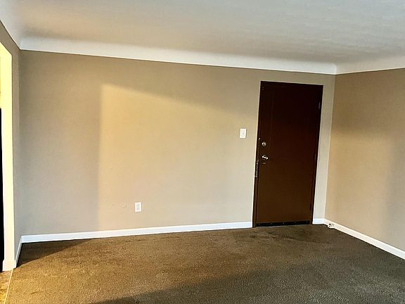 5th image of 4163 Harrison Ave #15