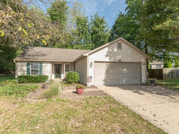 108 Meadowview Dr, Mooresville, IN 46158