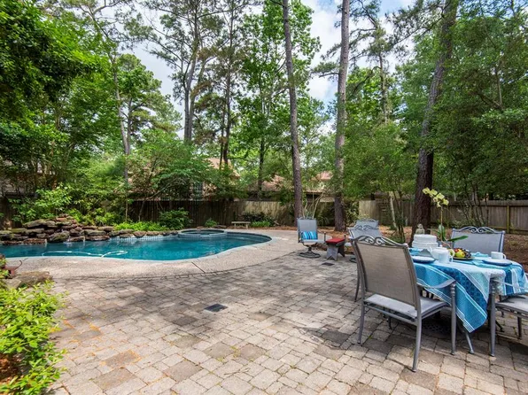 38 Split Rock Ct, Spring, TX 77381