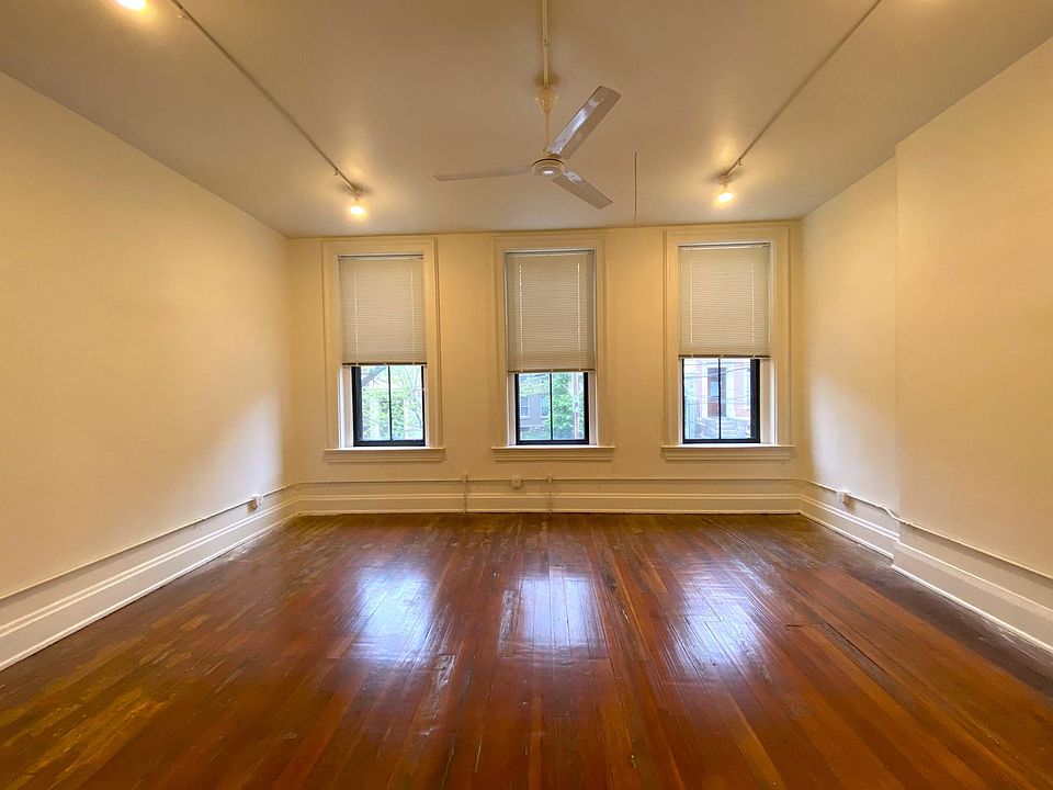 Building Photo 5