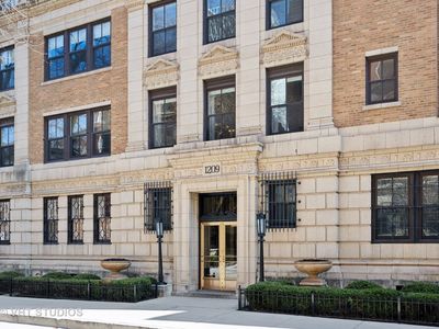1209 N Astor St #3N, Chicago, IL, 60610