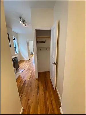 Rented by Best Apartments North Inc | media 29