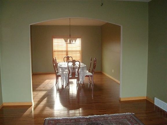 5th image of 6 Olden Ct