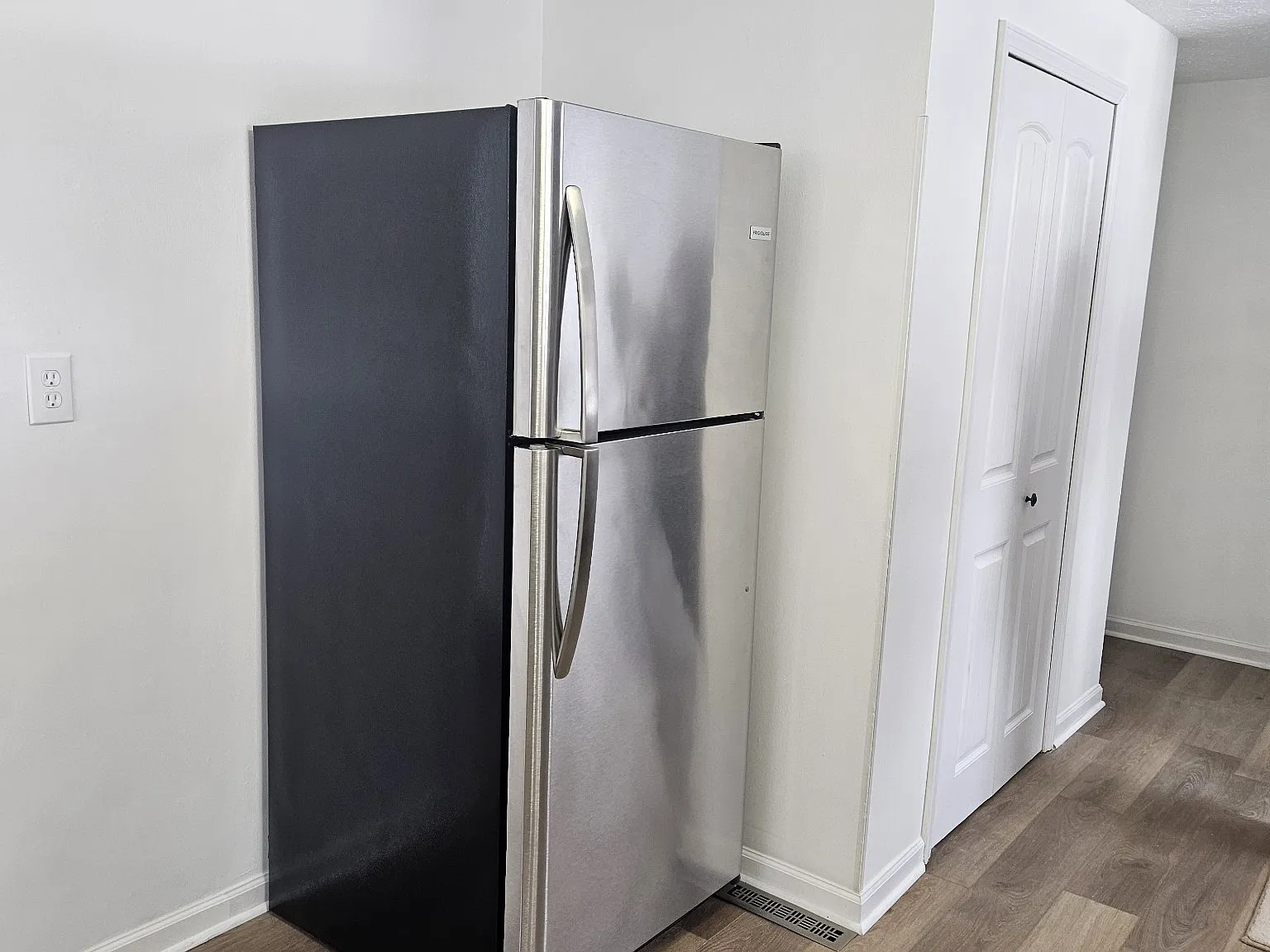 2 bed, 1.5 bath, 1000 sqft, $1,500 — Photo 2