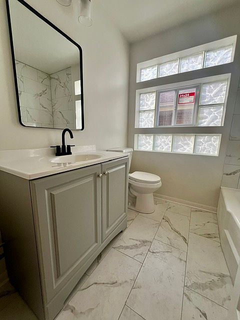 1st image of 5714 N Jersey Ave APT 1E