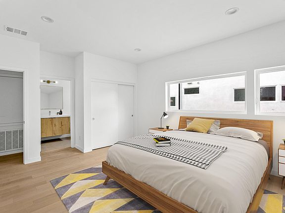 5th image of 3515 Fletcher Dr #8