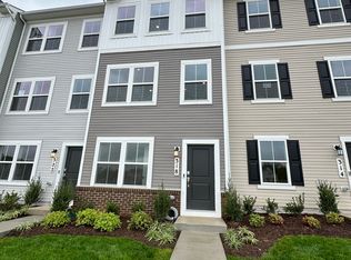 318 Mineral Springs Rd, Ranson, WV 25438