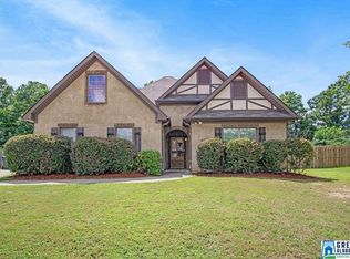 1005 Pearl Pl, Calera, AL 35040