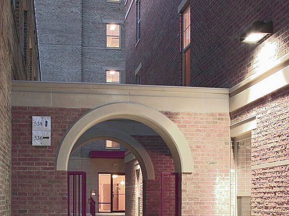 2nd image of 538 W Washington Ave APT 508