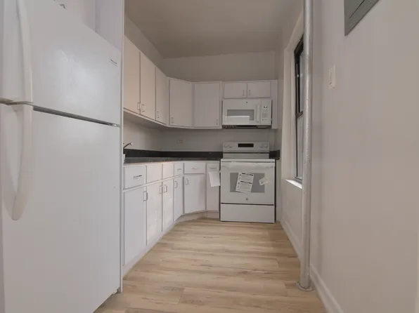 20 Laurel Hill Terrace image 7 of 10