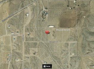 Panamint Trl, Hodge, CA 92311