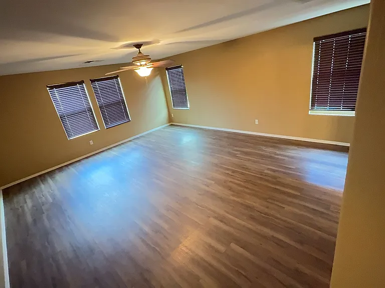 3458 E Merrill Ave — Photo 17