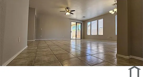 10886 W Locust Ln — Photo 14