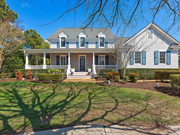 3 Minchew Ct, Cape Charles, VA 23310