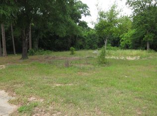 2829 Owens St, Marianna, FL 32446