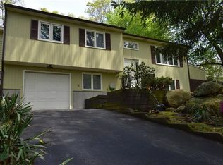 130 E Greenwich Ave, West Warwick, RI 02893