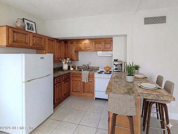 4th image of 311 W ASHLEY Street #608