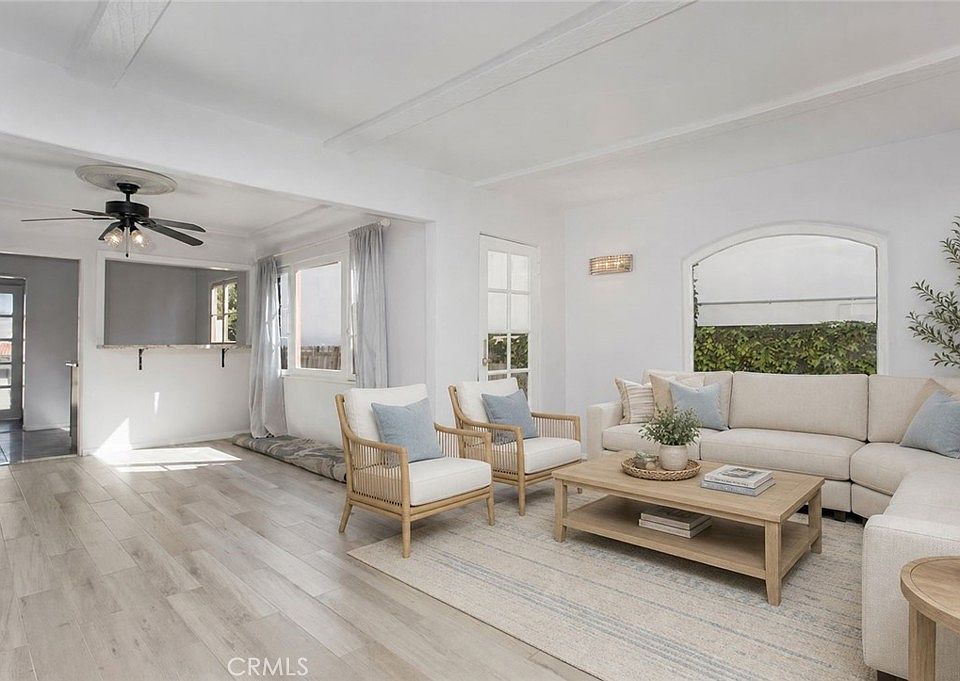 1st image of 251 Avenida Del Mar