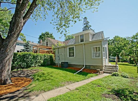 3rd image of 4536 31st Ave S