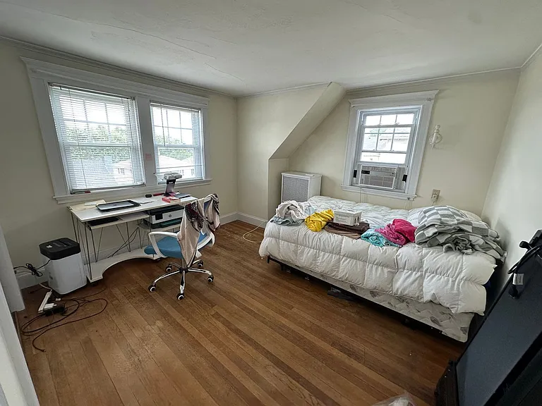 115 Bigelow St — Photo 15