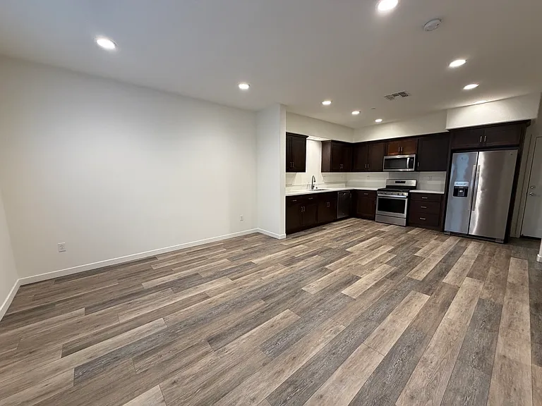 37550 Estuary St — Photo 3