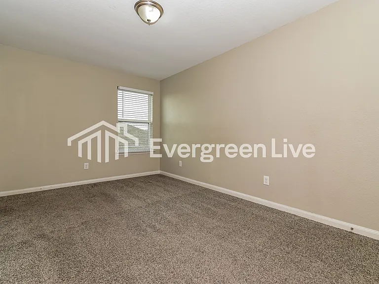 2229 Sumac Dr — Photo 14