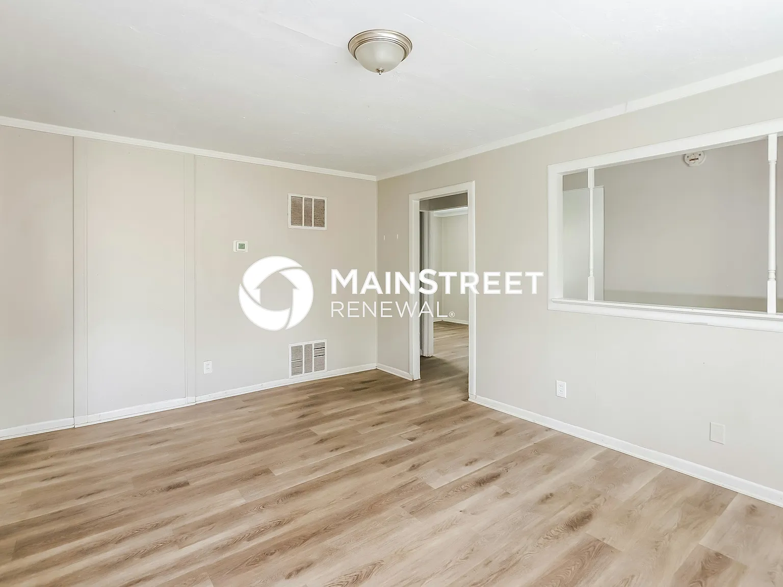 4411 N Charlotte Street — Photo 4
