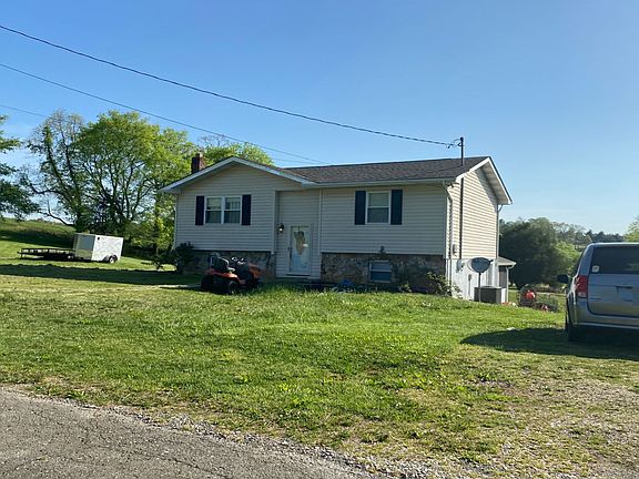 2nd image of 1070 Sunnydale Cir