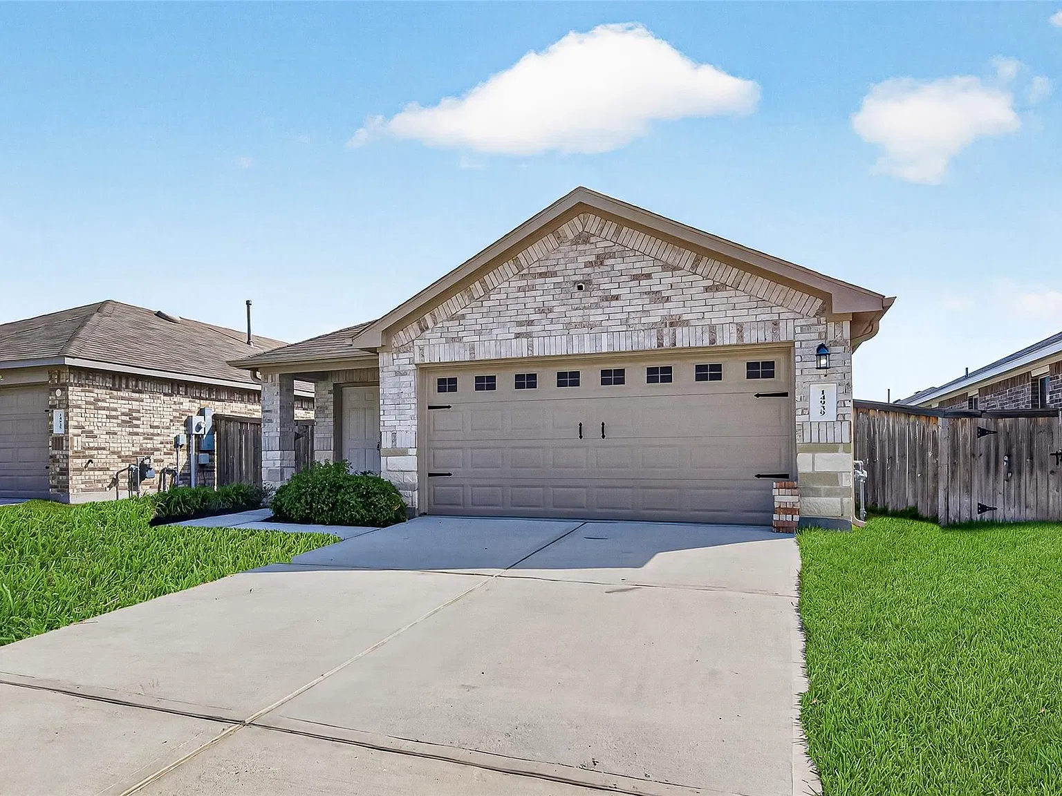 3 bed, 2.0 bath, 1451 sqft, $1,625 — Photo 4