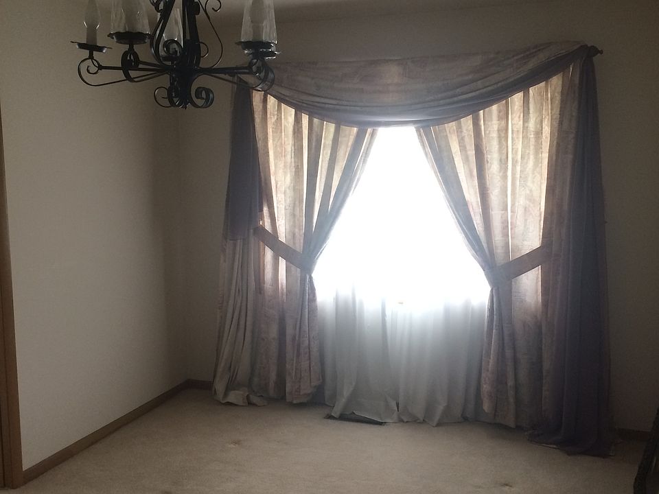 1st image of 30 Collier Ct