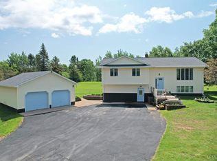 21805 Number 9 Rd, Hancock, MI 49930