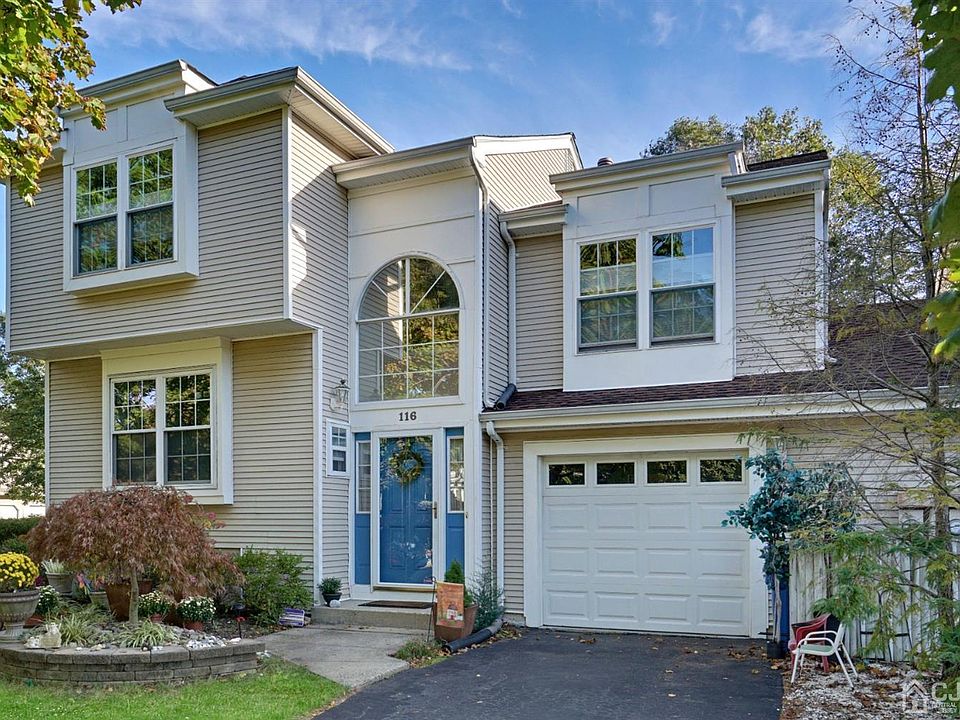 1st image of 116 Bonnie Dr #1