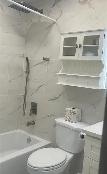 200 Turtle Lake Ct #309 — Photo 8