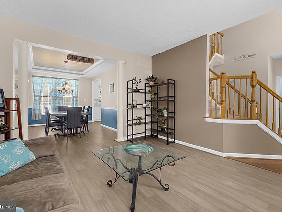 4th image of 1213 Maritime Cir