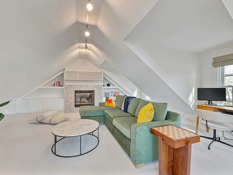 110 Sleepy Hollow Ln — Photo 30