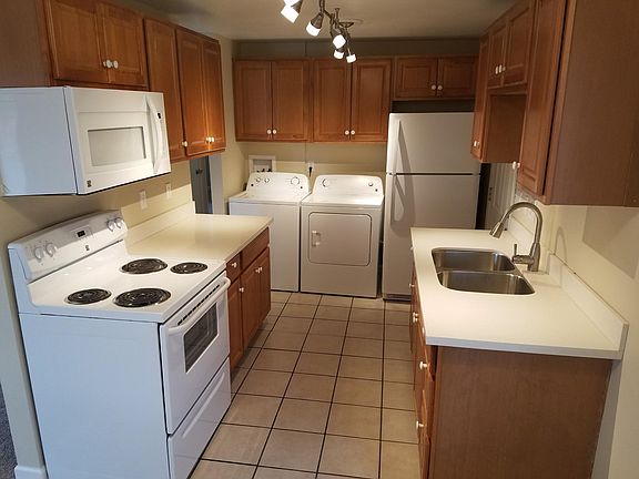 Kitchen with New Quartz Countertops