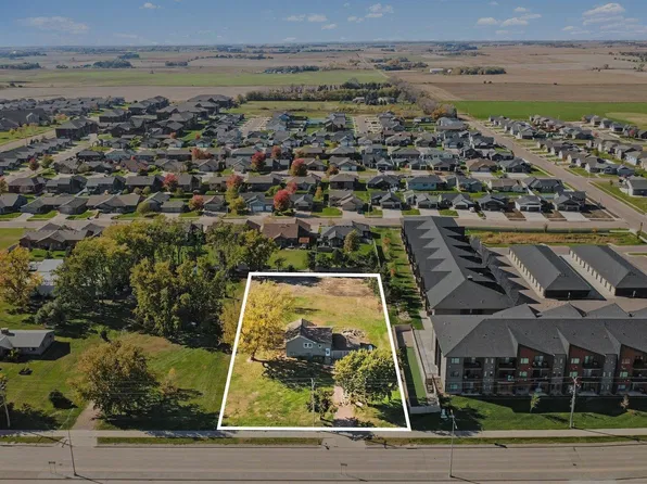 1501 S Ellis Rd, Sioux Falls, SD 57106