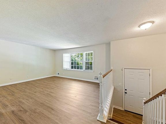 4th image of 4210 E 53rd St