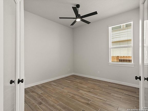 4th image of 1669 Couser Avenue
